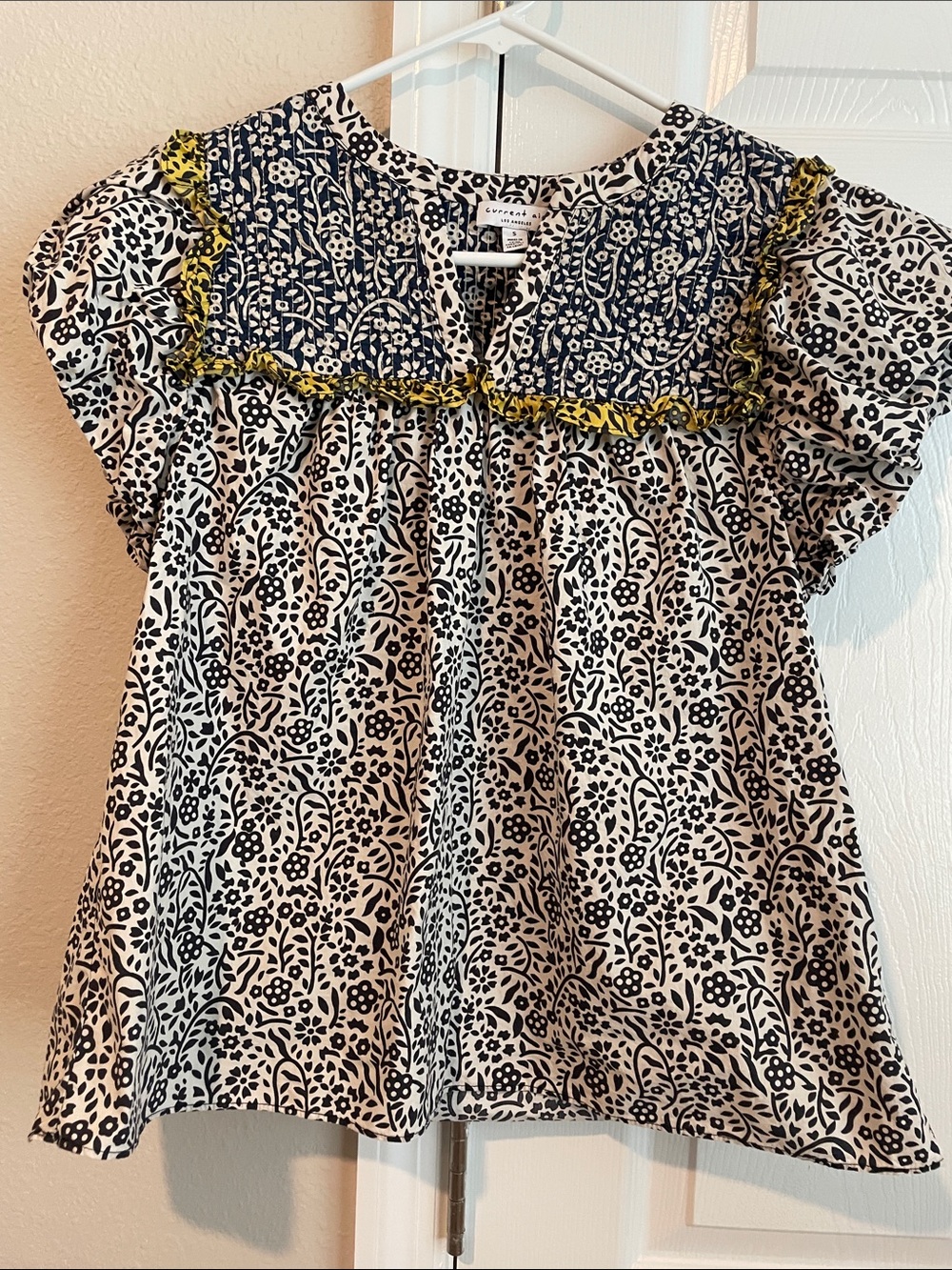 Current Air Floral Top Size S